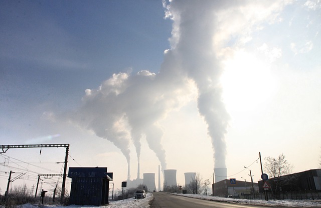 pollution-87684_640